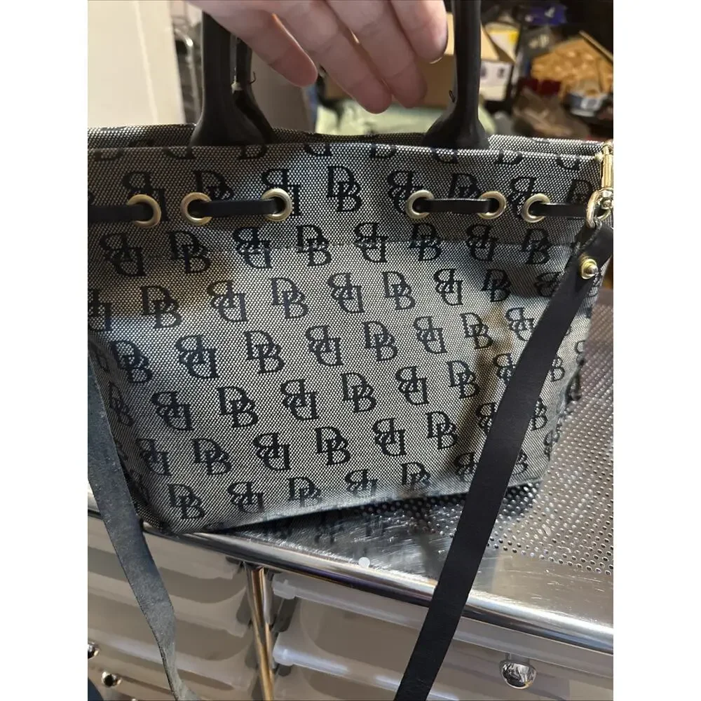 Dooney & Bourke vintage dooney